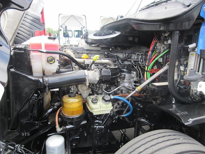 Used 2017 FREIGHTLINER CASCADIA 125