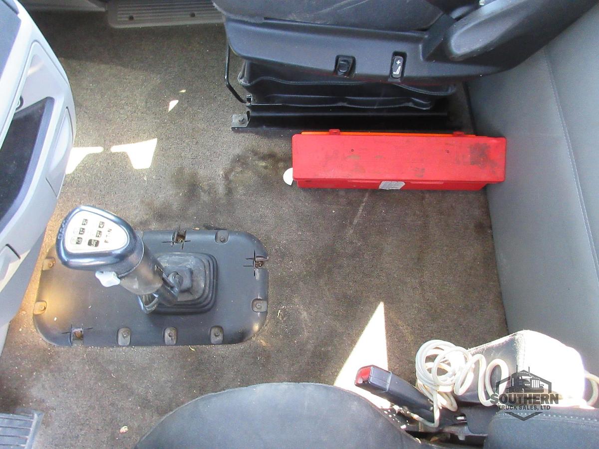 Used 2020 PETERBILT 567