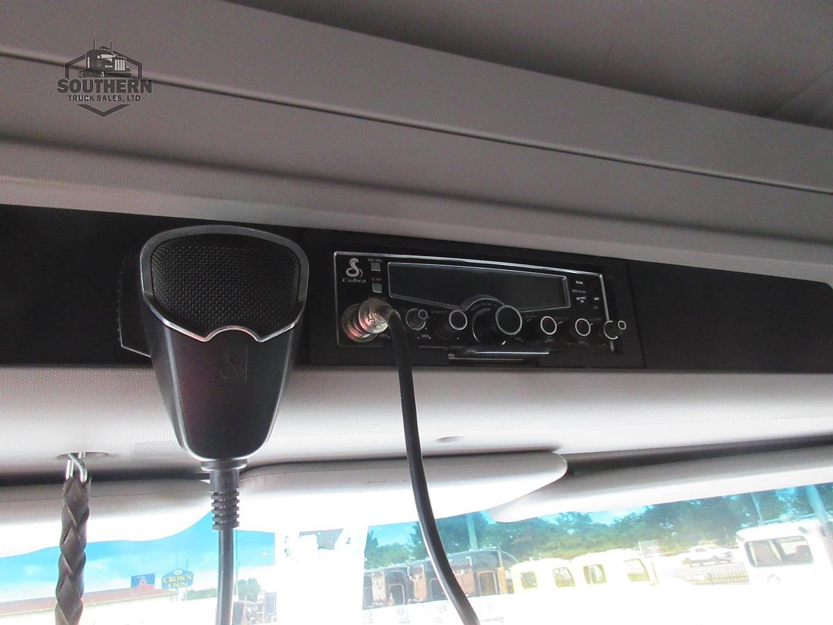 Used 2021 KENWORTH T880