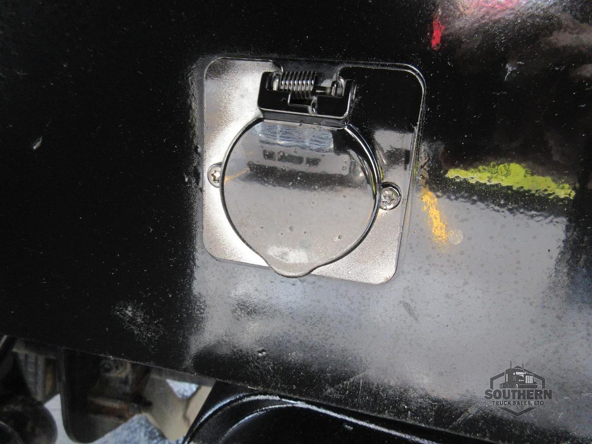 Used 2023 FREIGHTLINER CORONADO 122 SD