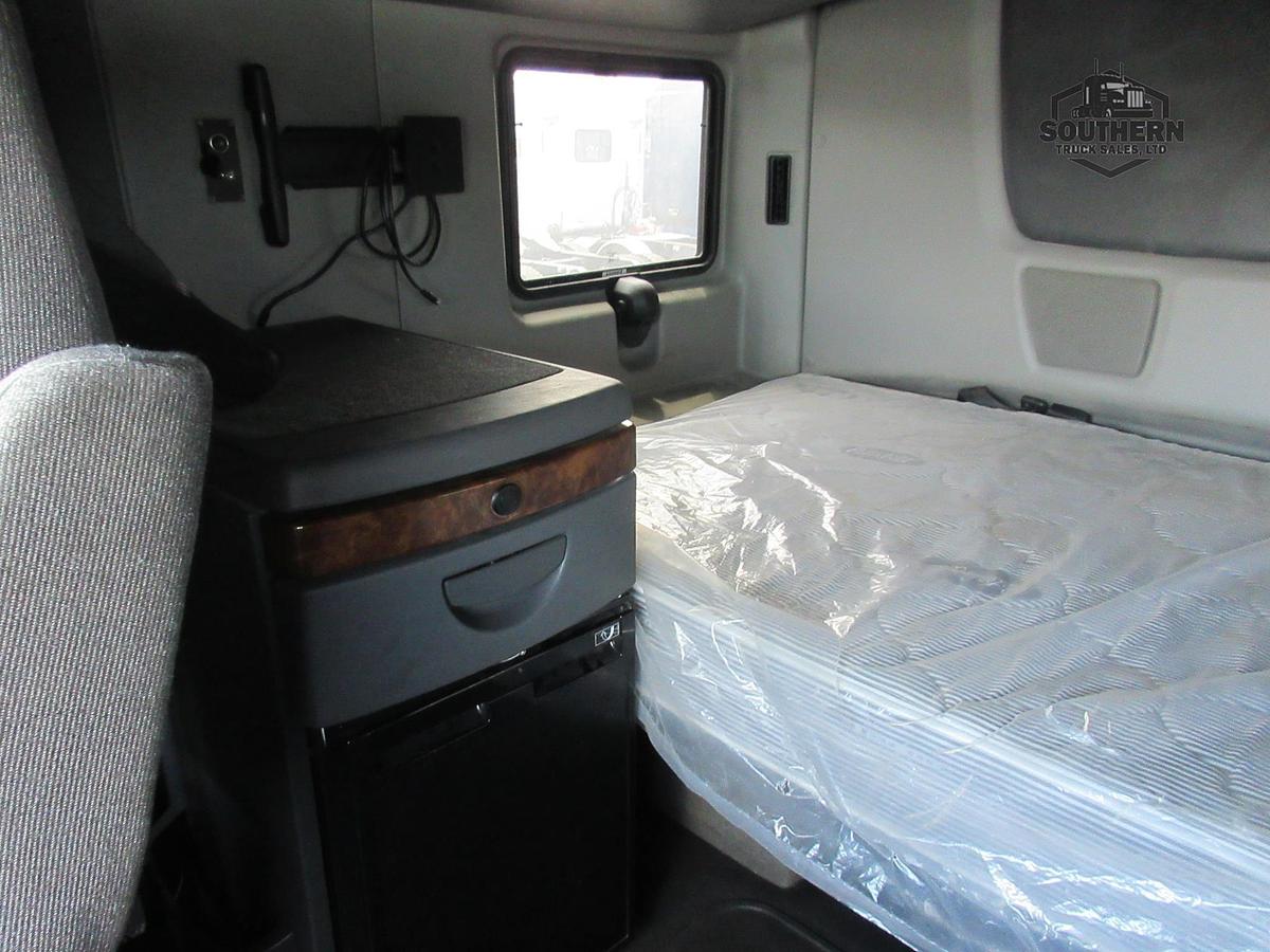 Used 2021 INTERNATIONAL LT