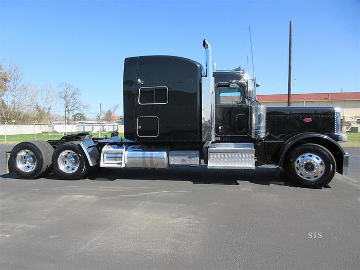 Used 2018 PETERBILT 389