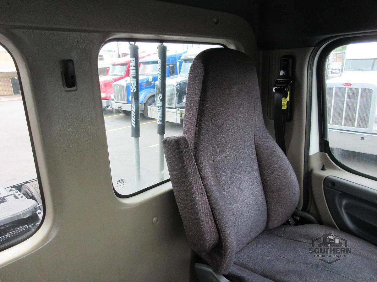 Used 2018 FREIGHTLINER CASCADIA 125