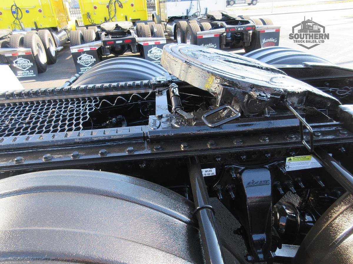 Used 2021 FREIGHTLINER CORONADO 122 SD