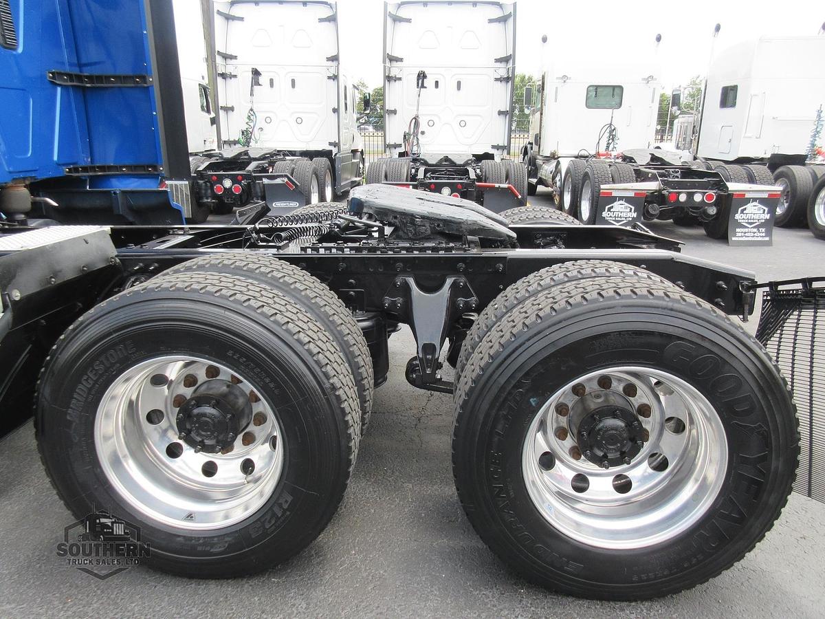 Used 2021 INTERNATIONAL LT