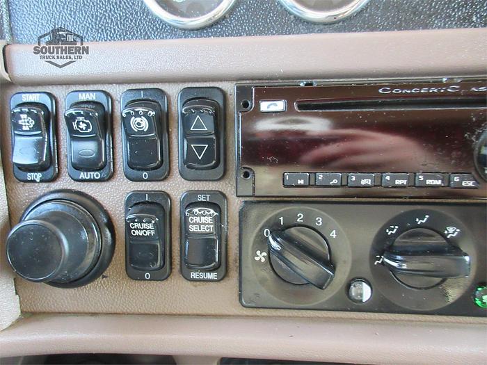 Used 2015 PETERBILT 389