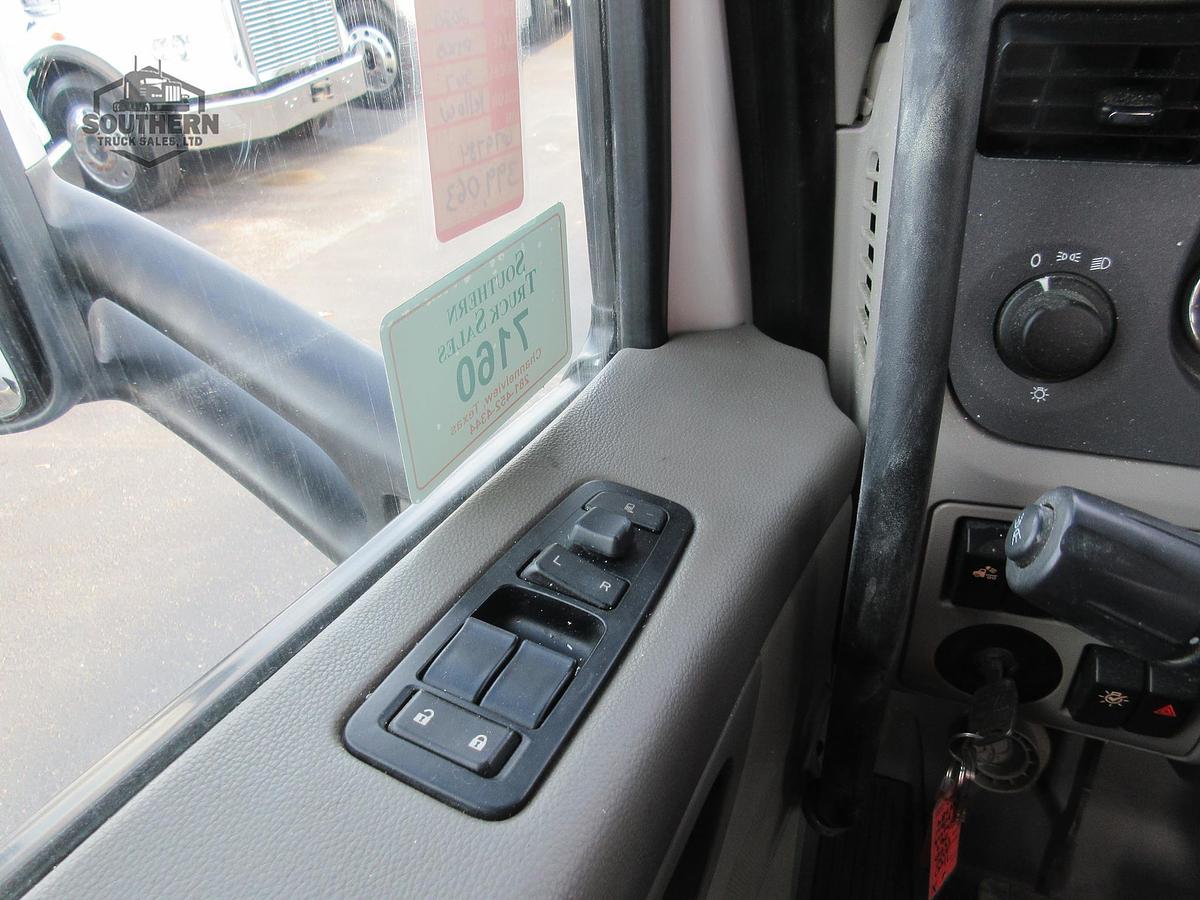 Used 2020 PETERBILT 567