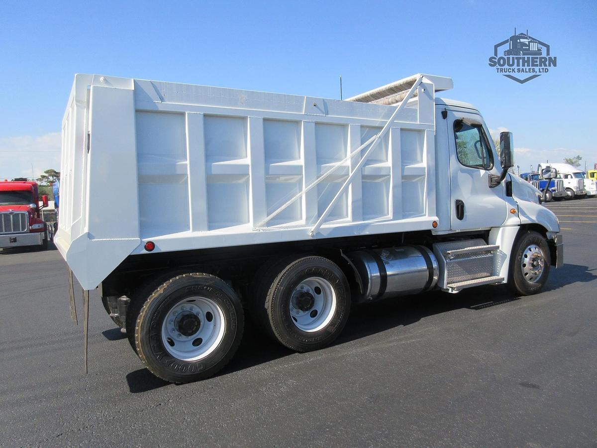 Used 2020 FREIGHTLINER CASCADIA 125