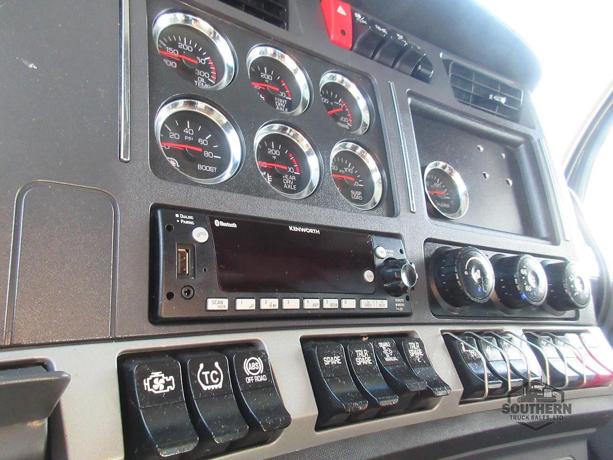 Used 2023 KENWORTH T880
