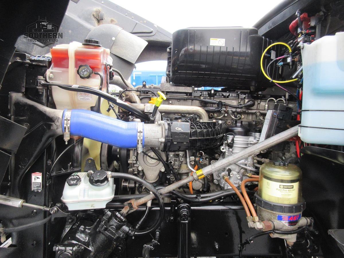 Used 2023 FREIGHTLINER CORONADO 122 SD