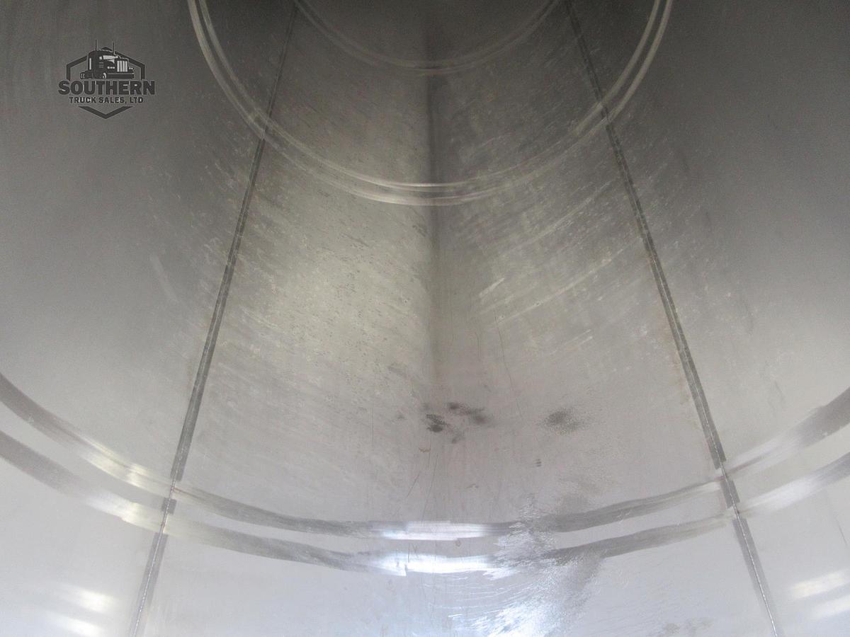 Used 2014 POLAR 42 ft