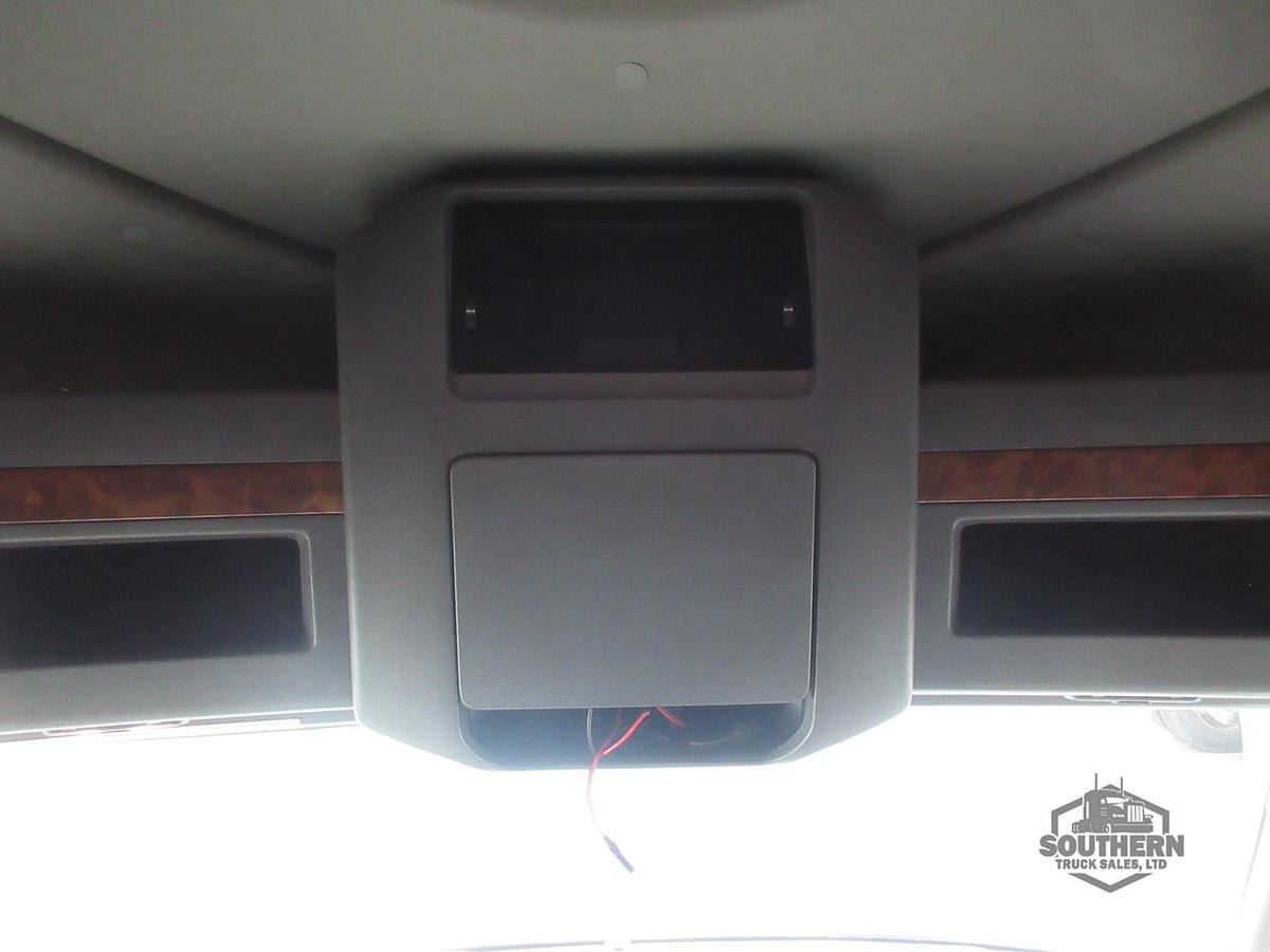Used 2021 INTERNATIONAL LT