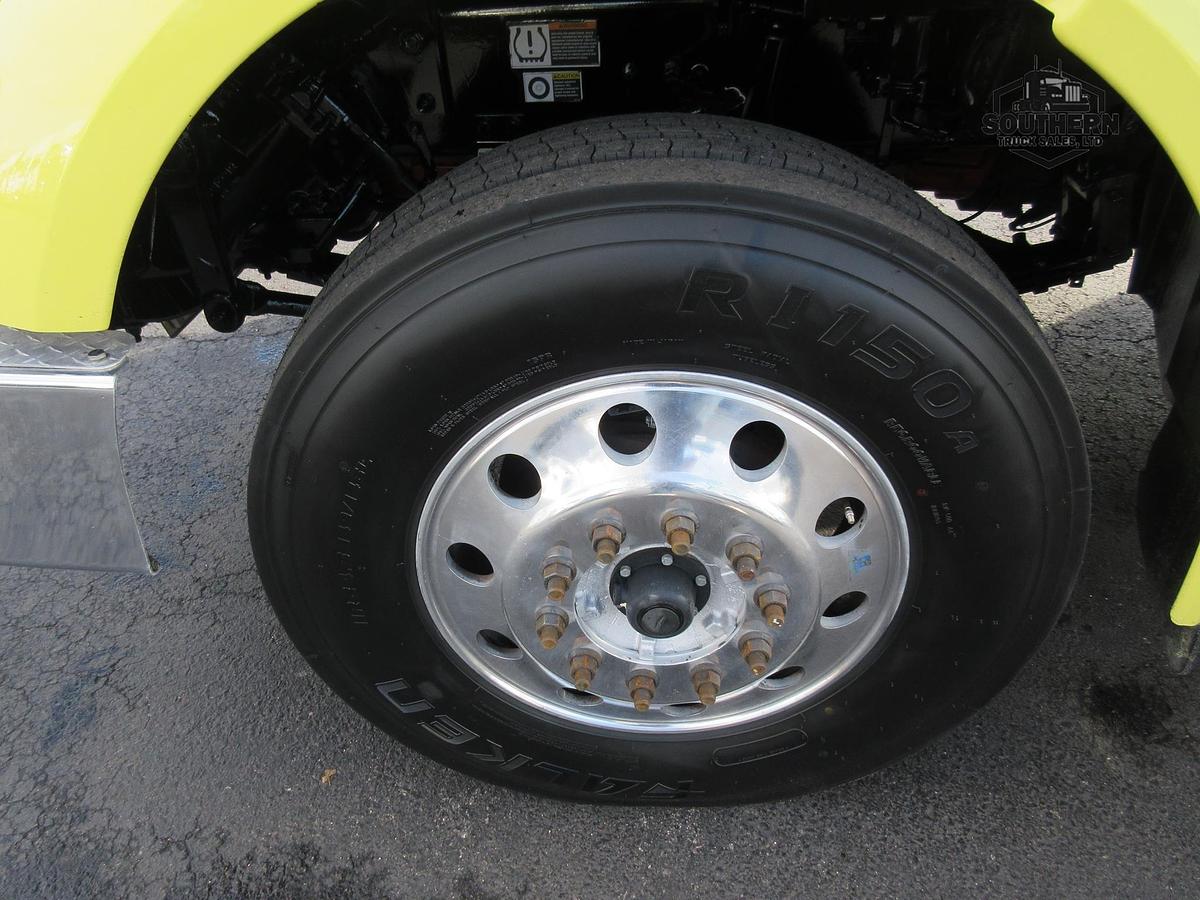 Used 2020 PETERBILT 567