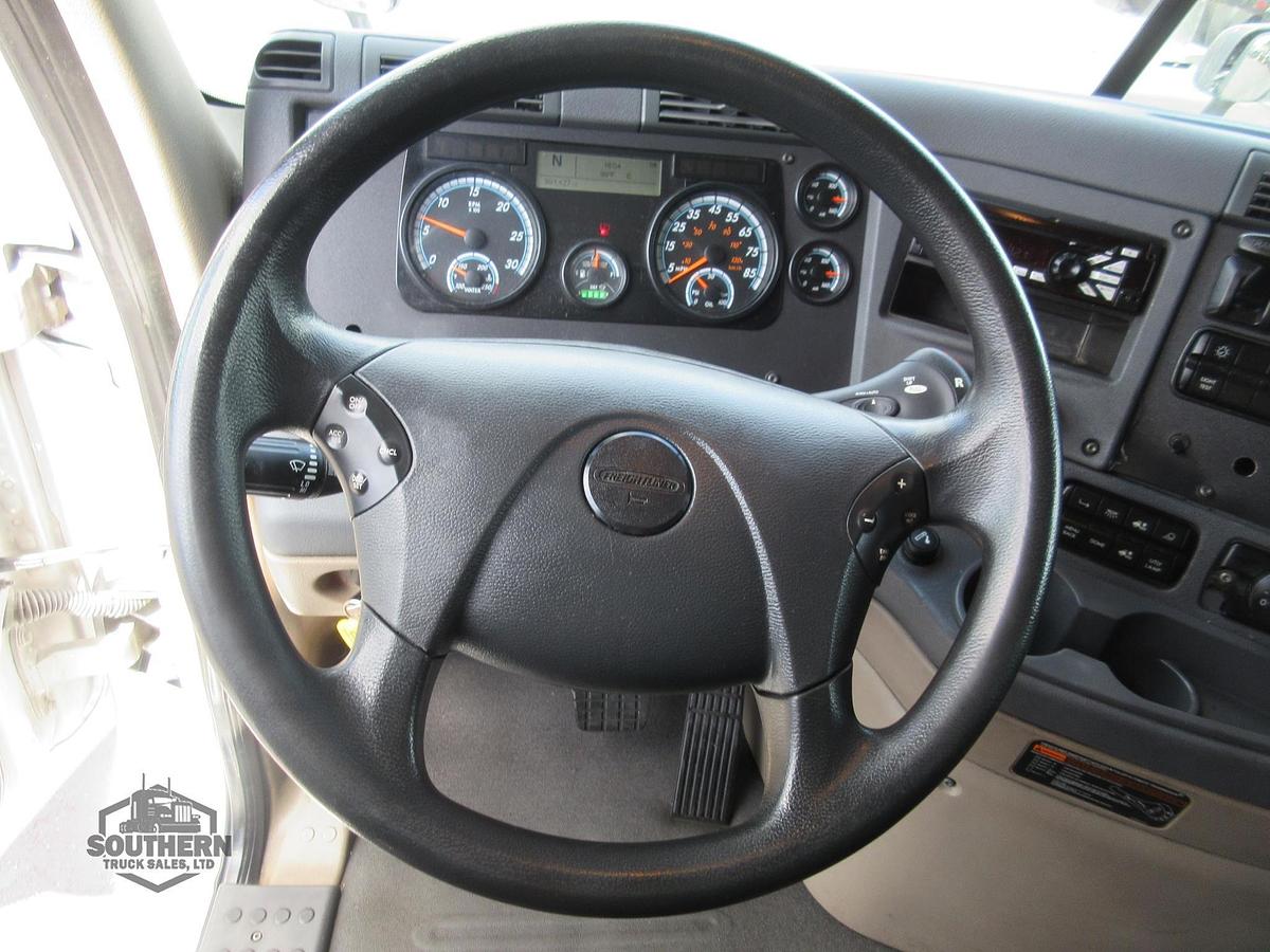 Used 2020 FREIGHTLINER CASCADIA 125