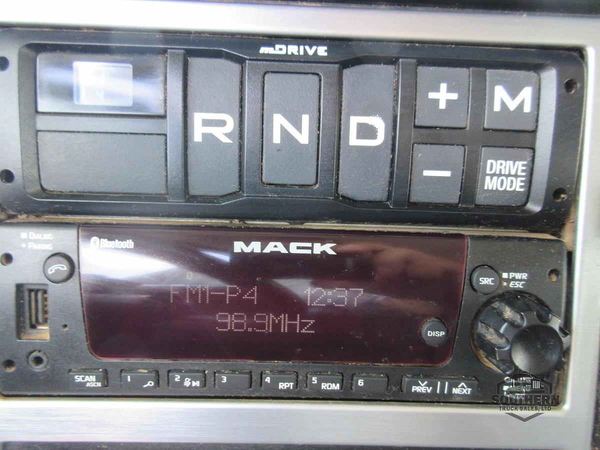 Used 2023 MACK PINNACLE 64T