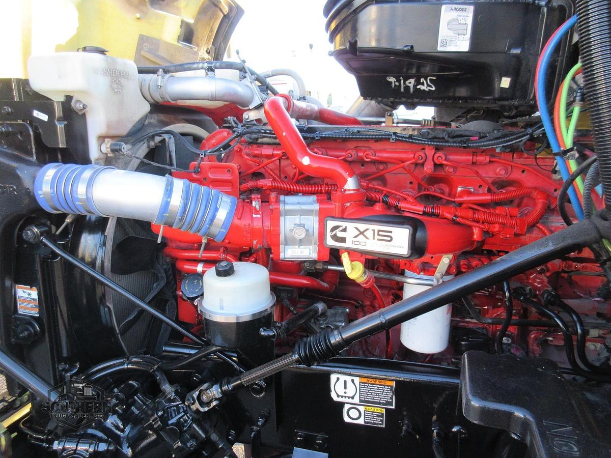 Used 2020 PETERBILT 567