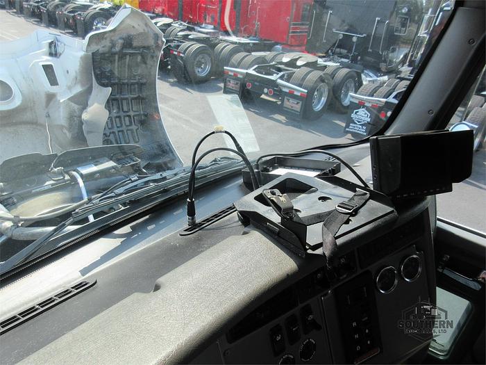 Used 2021 KENWORTH T270