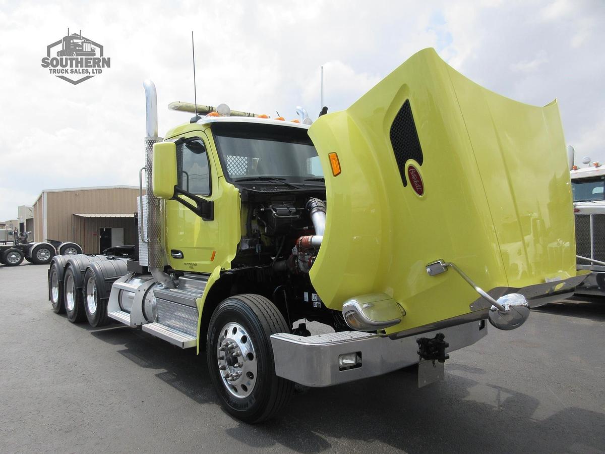 Used 2020 PETERBILT 567