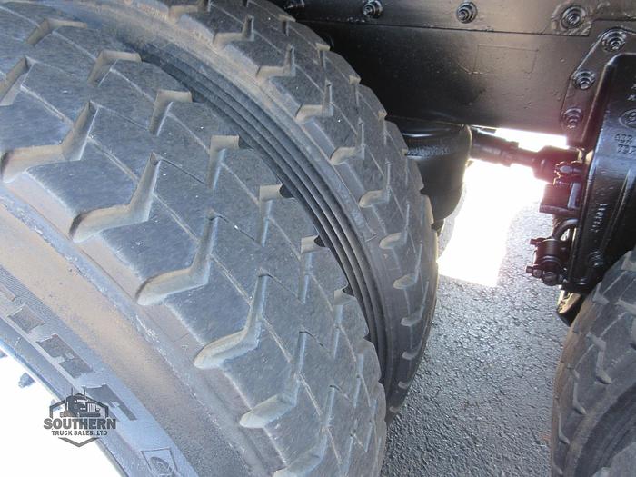 Used 2014 PETERBILT 365