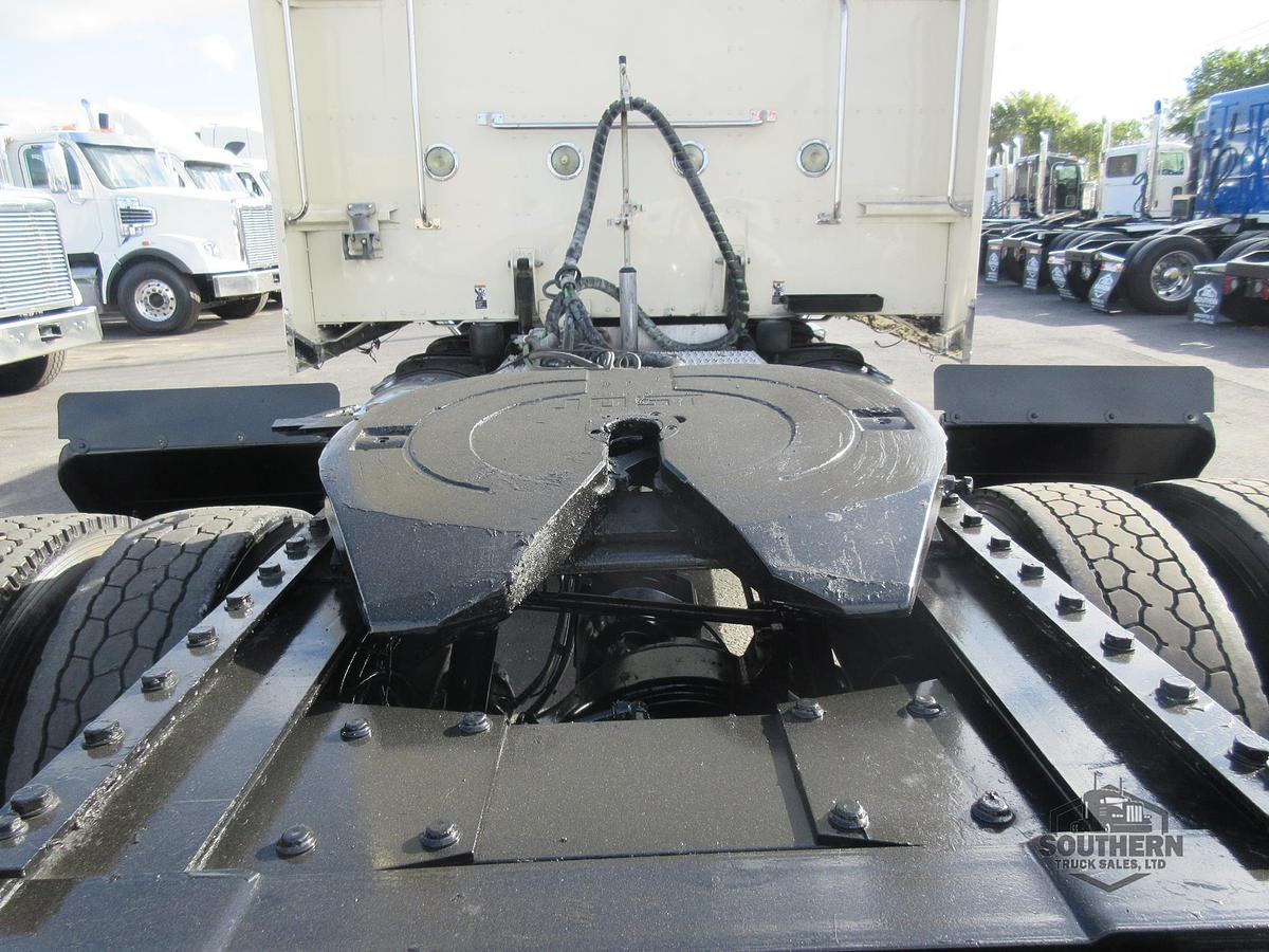 Used 2019 PETERBILT 389