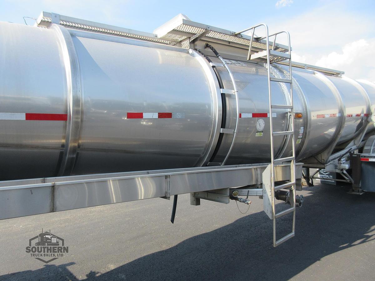 Used 2014 POLAR 42 ft