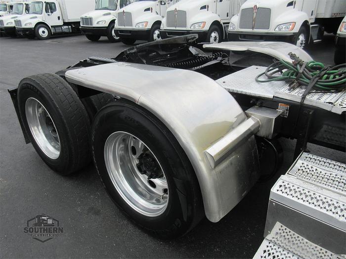 Used 2016 PETERBILT 389