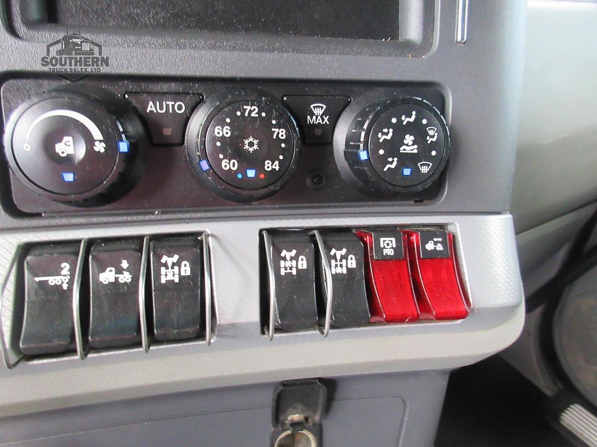 Used 2021 KENWORTH T880