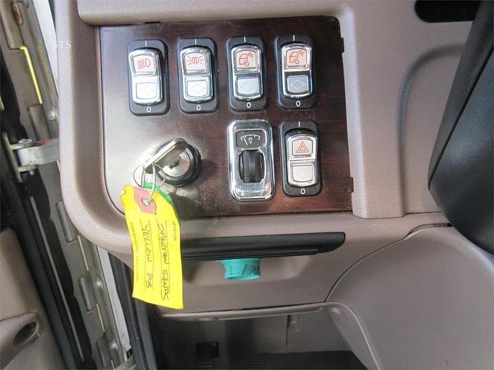 Used 2020 PETERBILT 389