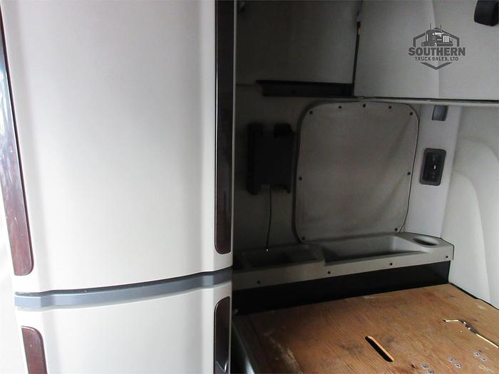 Used 2018 PETERBILT 579