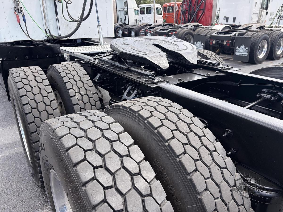 Used 2019 KENWORTH T800