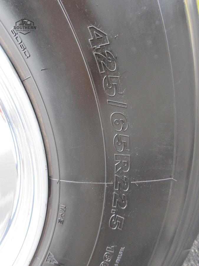 Used 2015 FREIGHTLINER CORONADO 122 SD