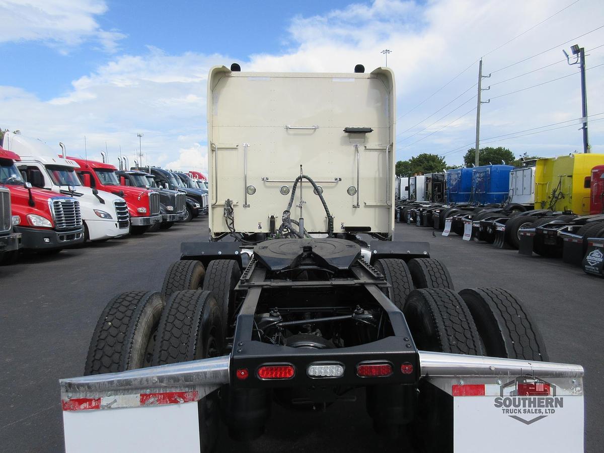 Used 2019 PETERBILT 389