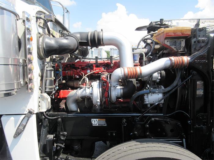 Used 2015 PETERBILT 389