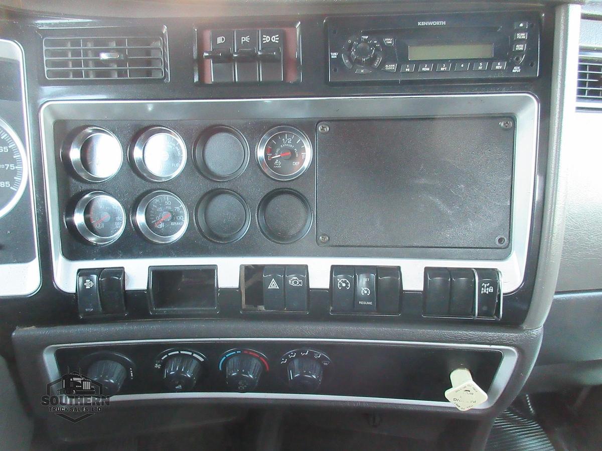 Used 2013 KENWORTH T440