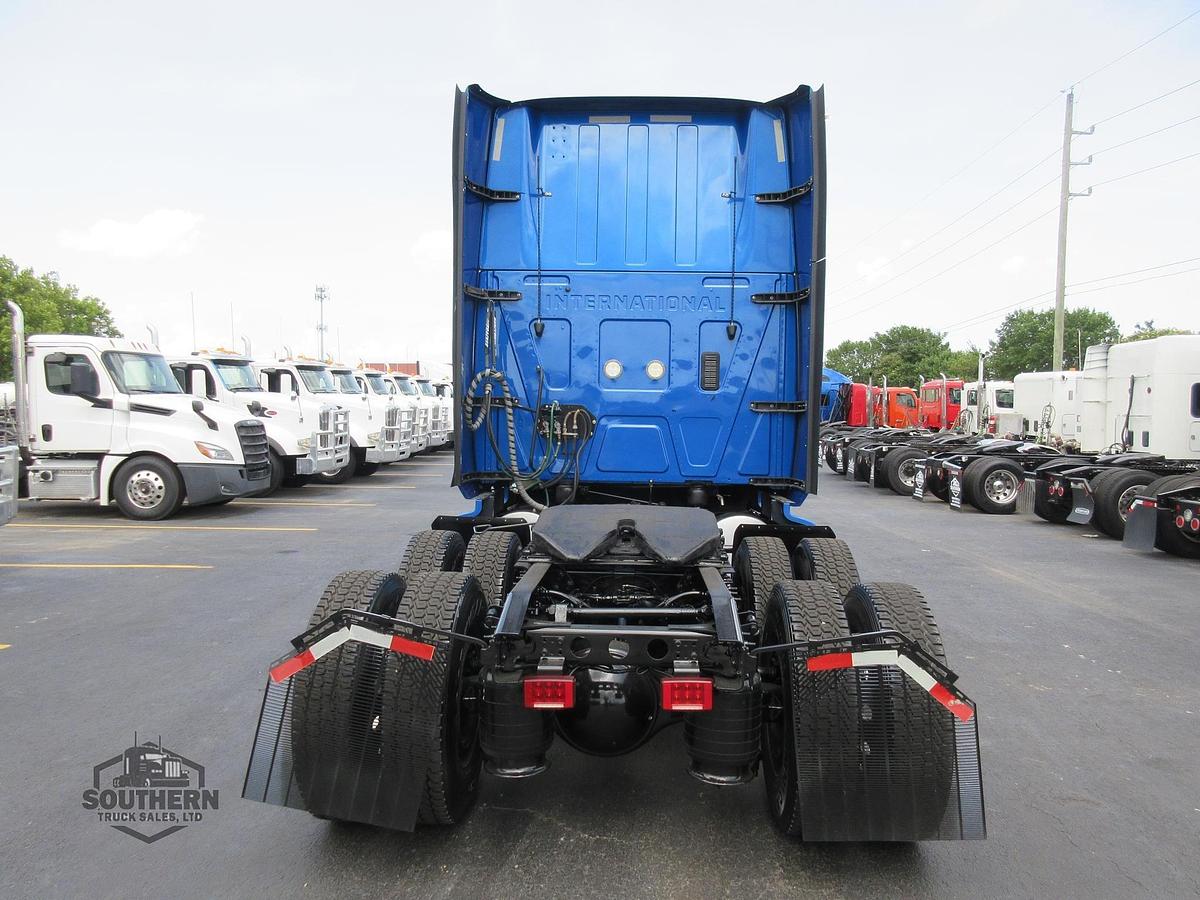 Used 2021 INTERNATIONAL LT