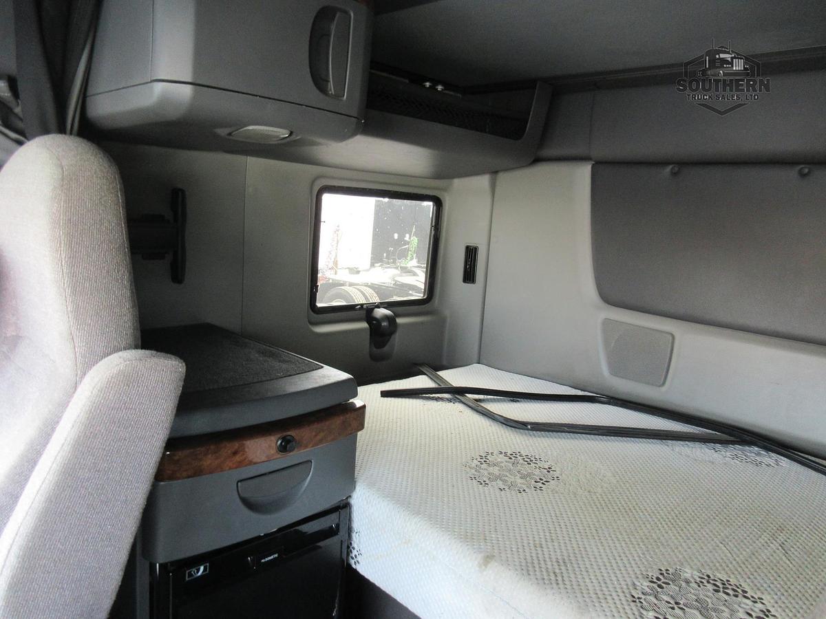 Used 2021 INTERNATIONAL LT