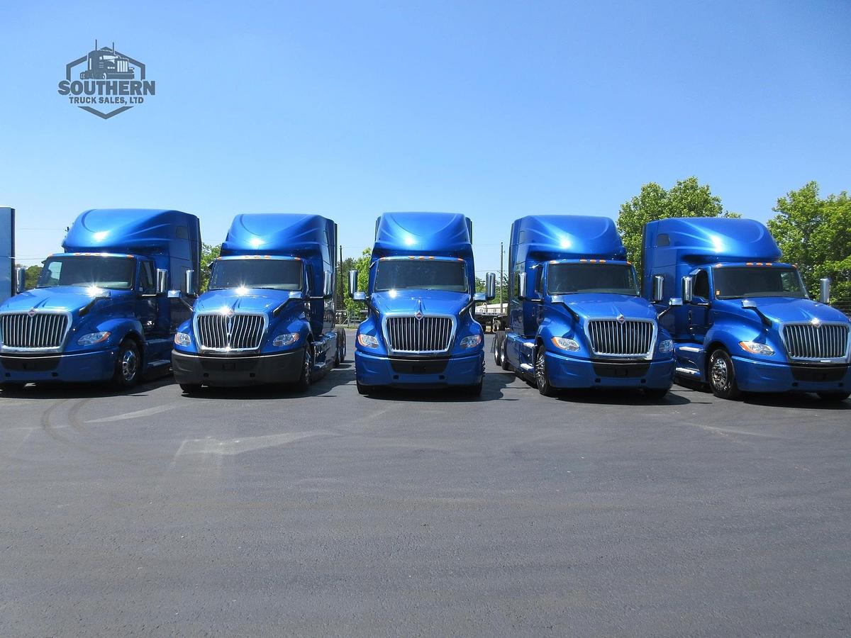 Used 2021 INTERNATIONAL LT
