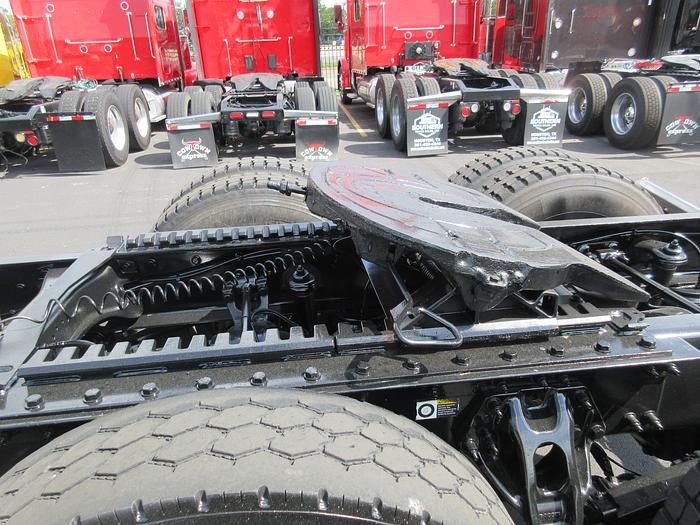 Used 2019 PETERBILT 389