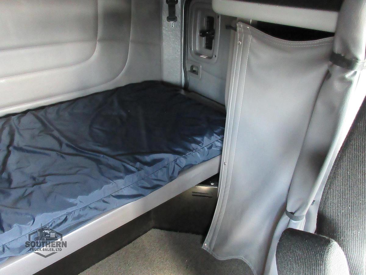 Used 2019 PETERBILT 389