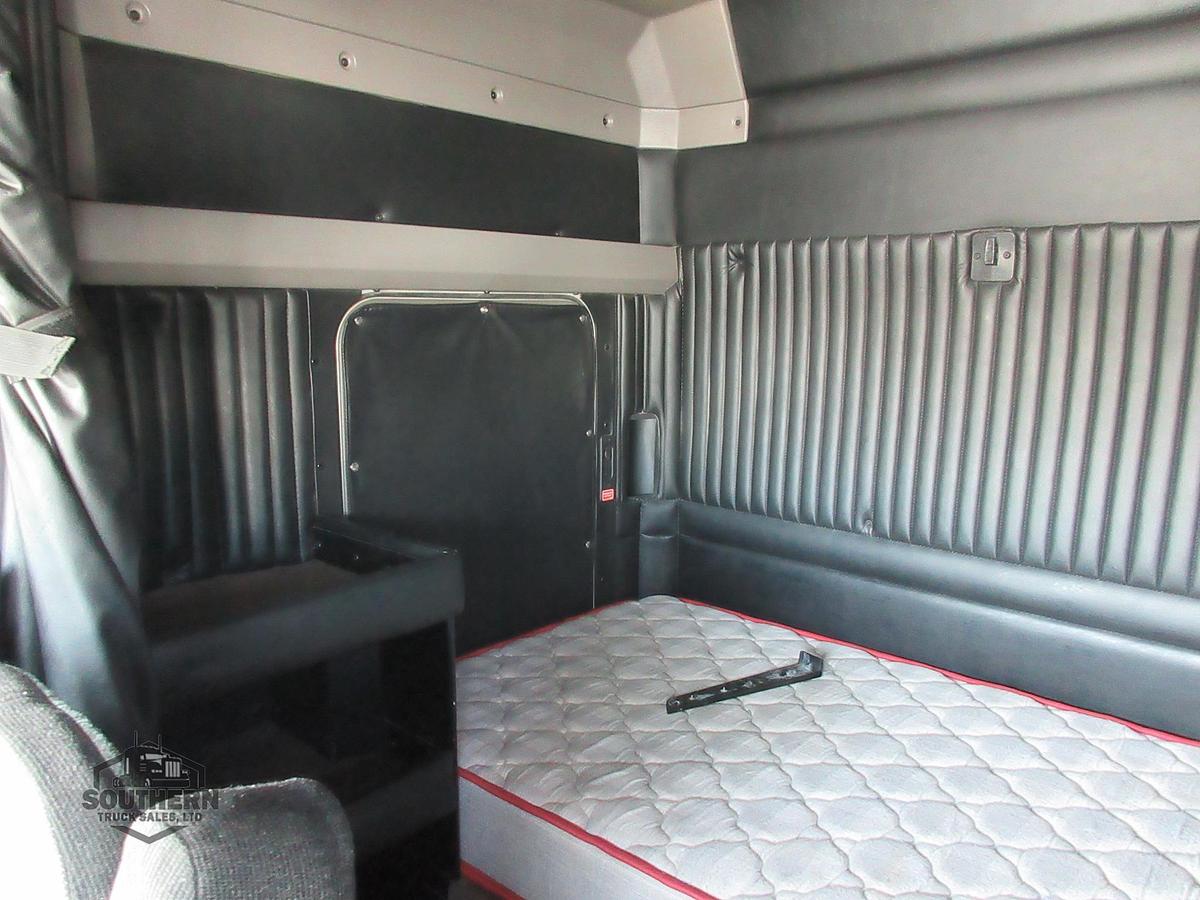 Used 2013 KENWORTH W900L
