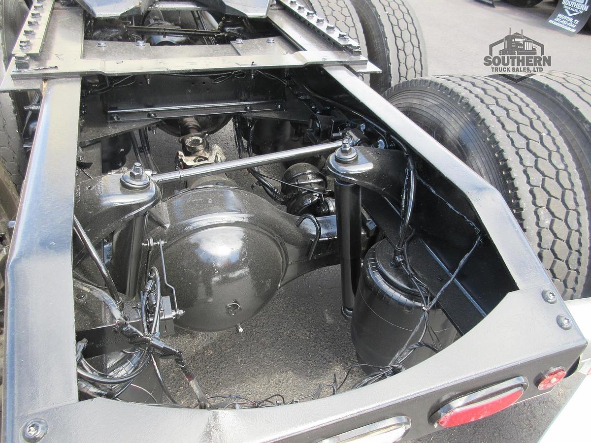 Used 2019 PETERBILT 389