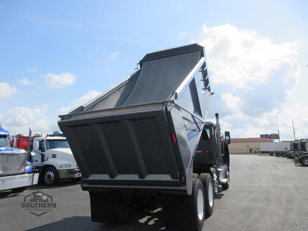 Used 2019 PETERBILT 567