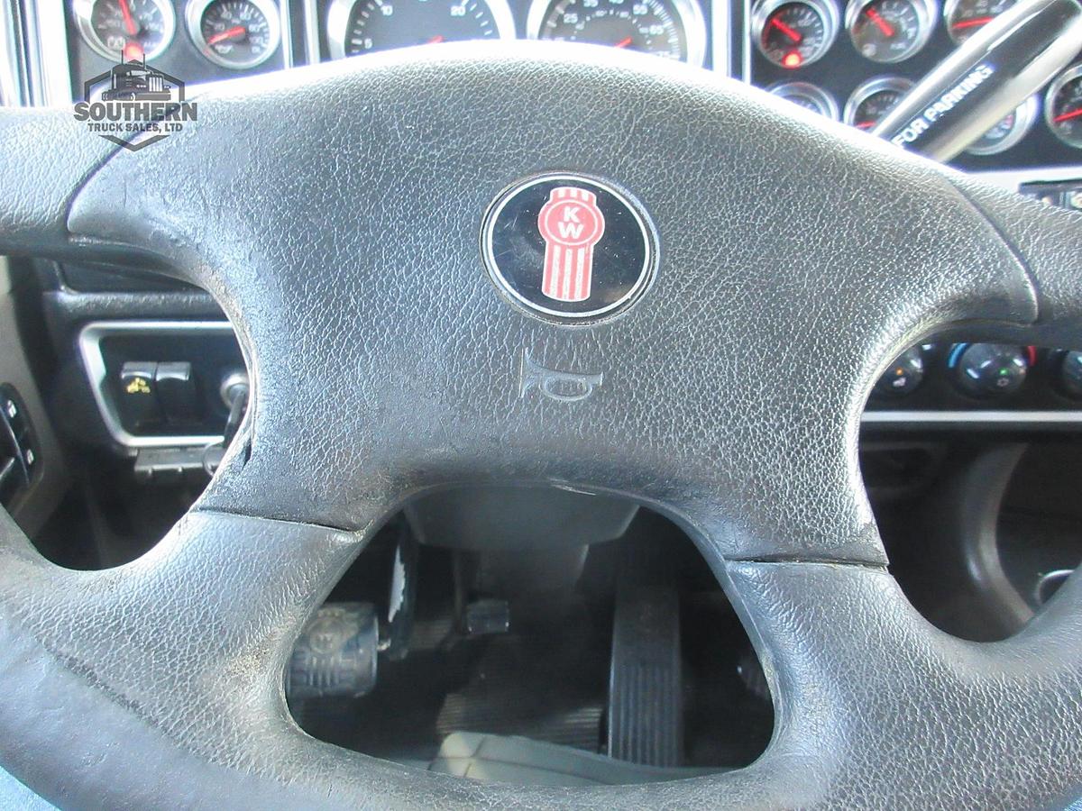 Used 2013 KENWORTH W900L