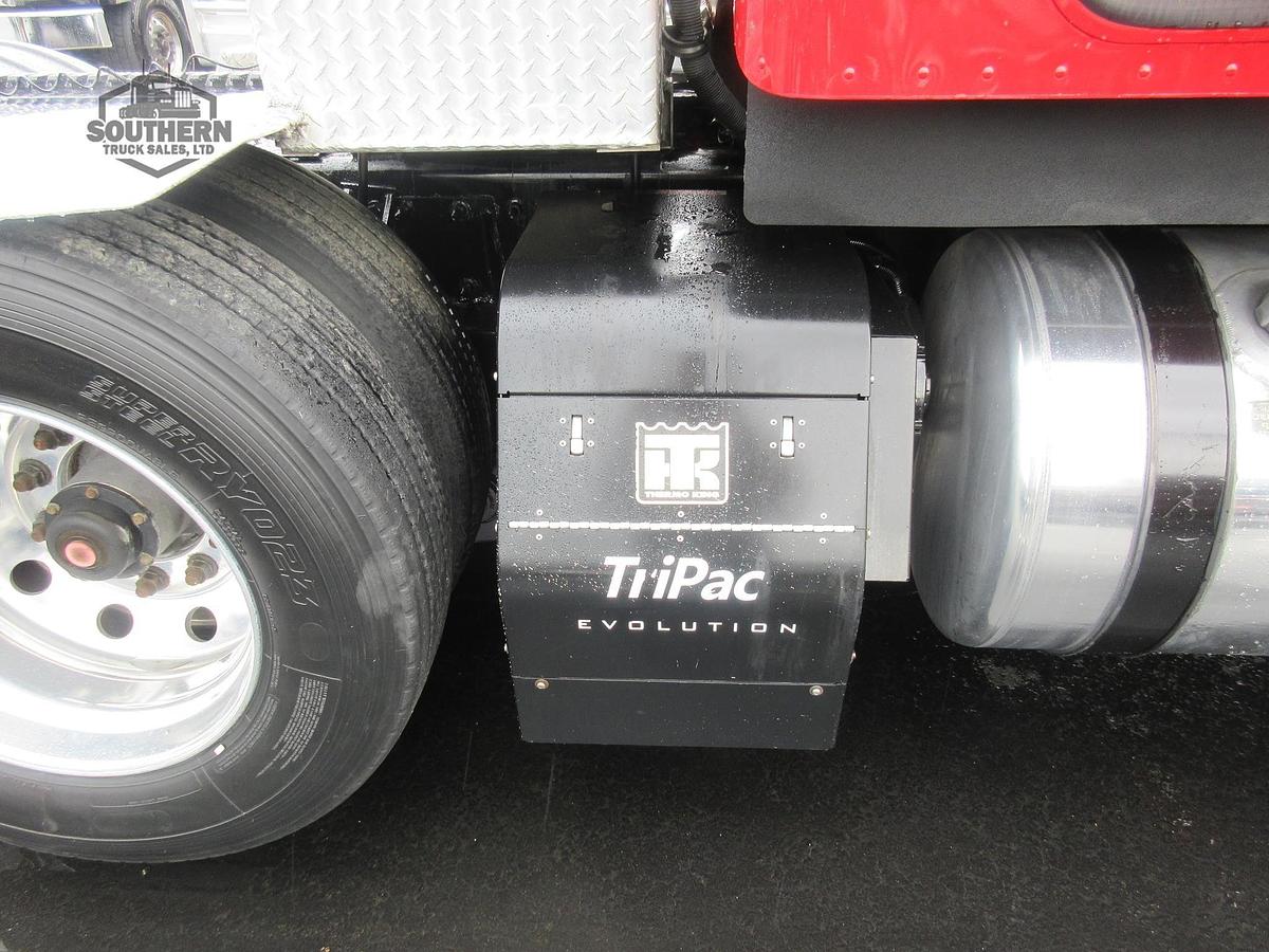 Used 2021 FREIGHTLINER CORONADO 122 SD