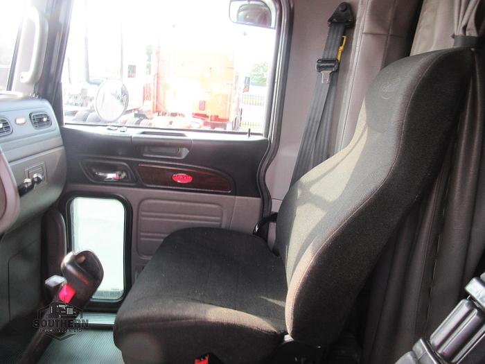 Used 2018 PETERBILT 389