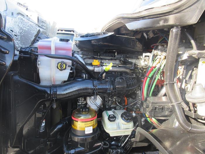 Used 2017 FREIGHTLINER CASCADIA 113