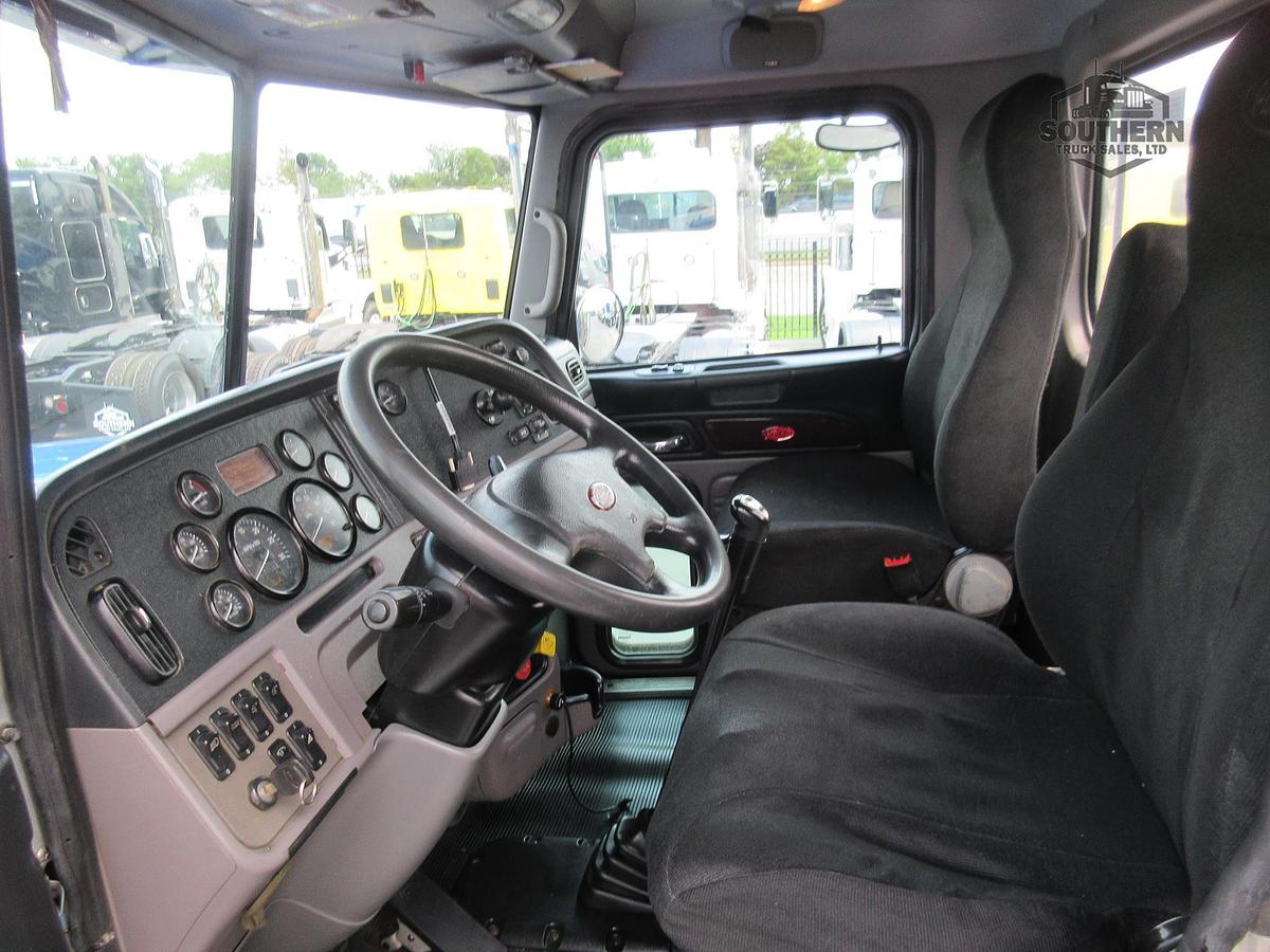 Used 2018 PETERBILT 389