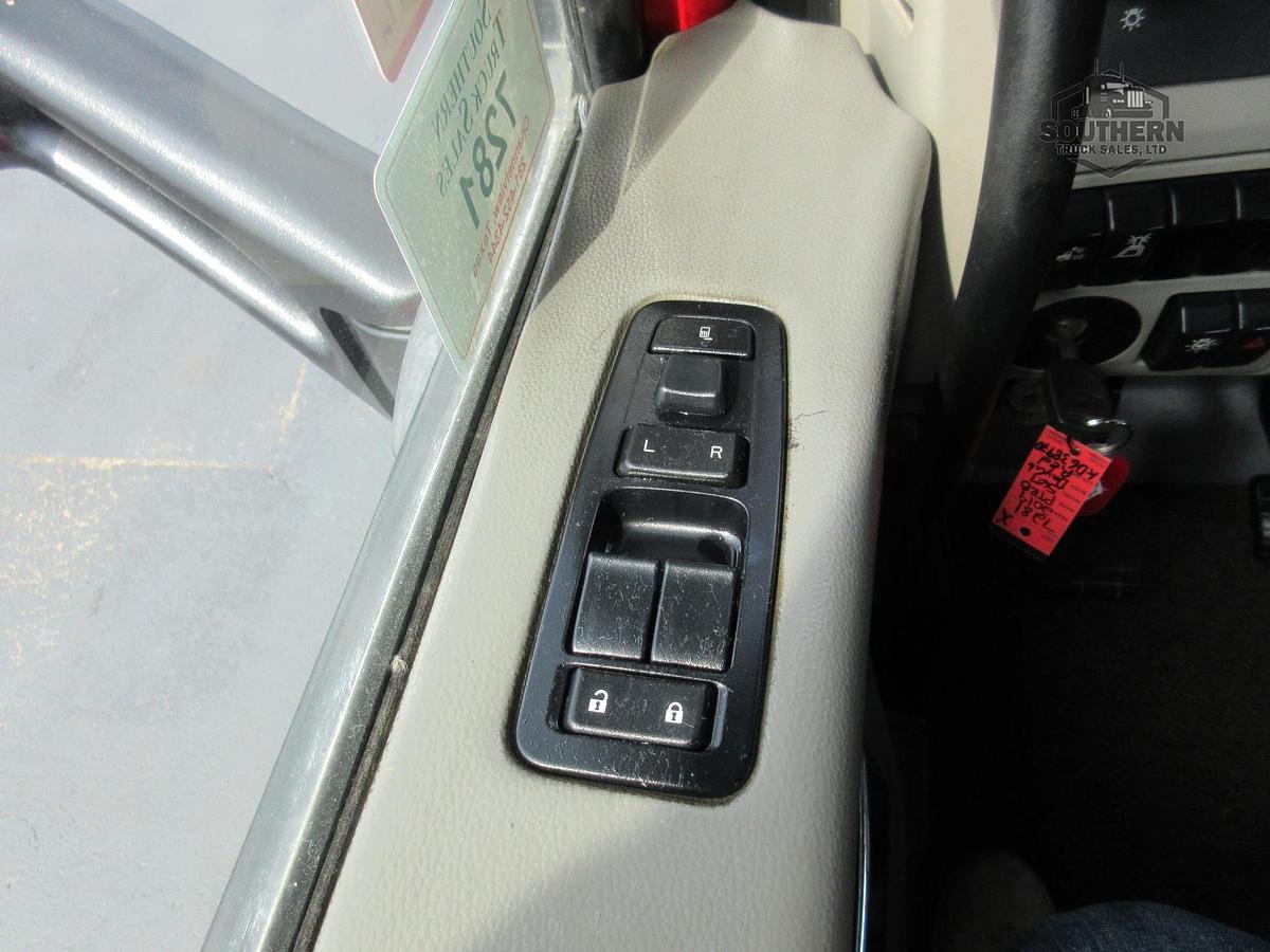 Used 2019 PETERBILT 567