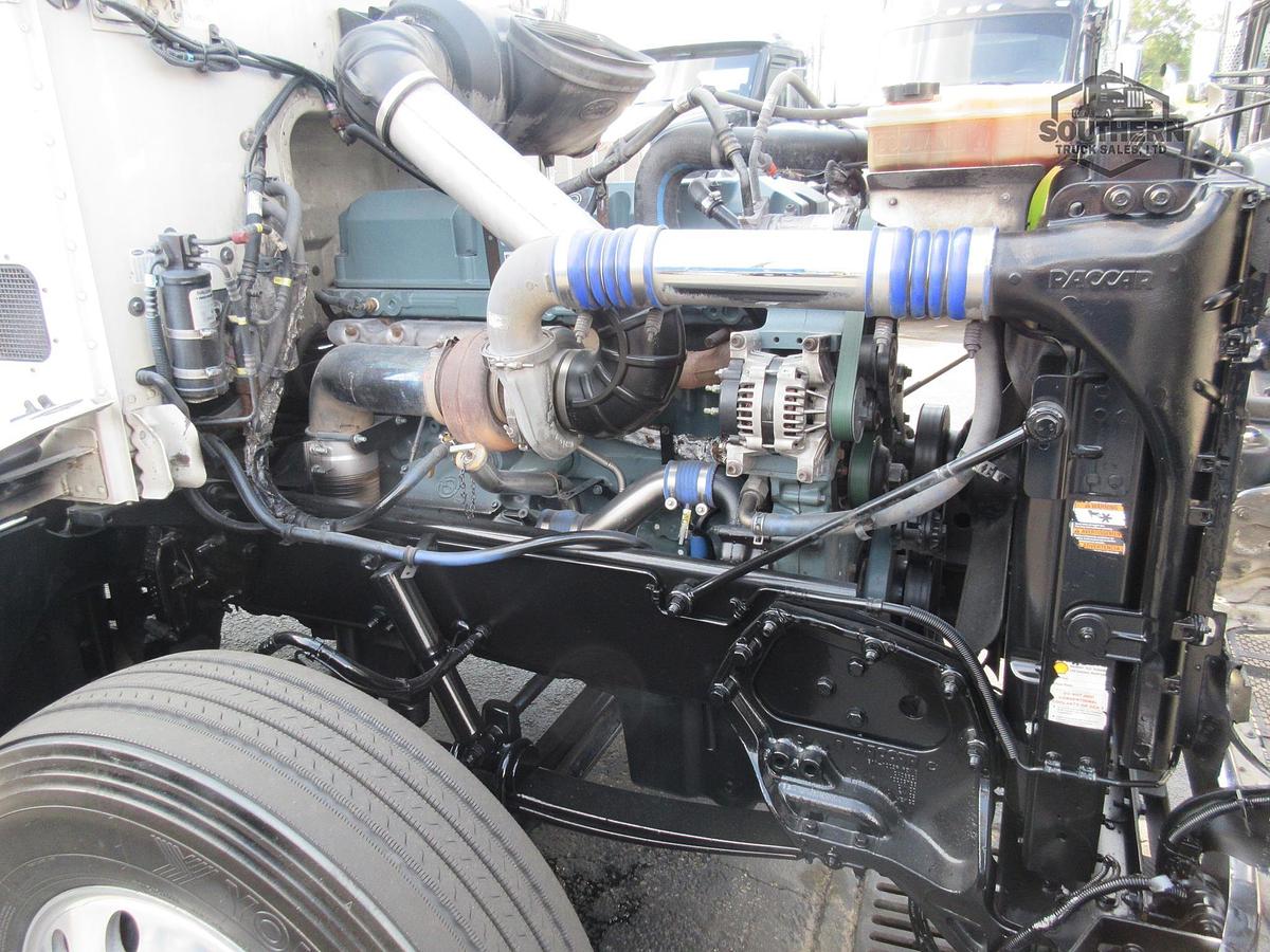 Used 2015 PETERBILT 386