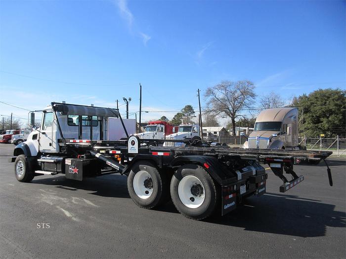 Used 2012 MACK GRANITE GU713